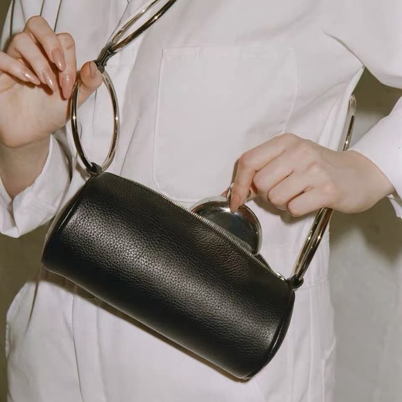 Silver chain crossbody mini bag - Picture 3 of 4